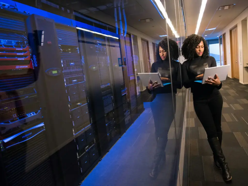 Tworzenie strony internetowej z hostingiem